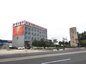 市政道路護(hù)欄現(xiàn)貨供應(yīng)與專(zhuān)業(yè)廠(chǎng)家選擇指南